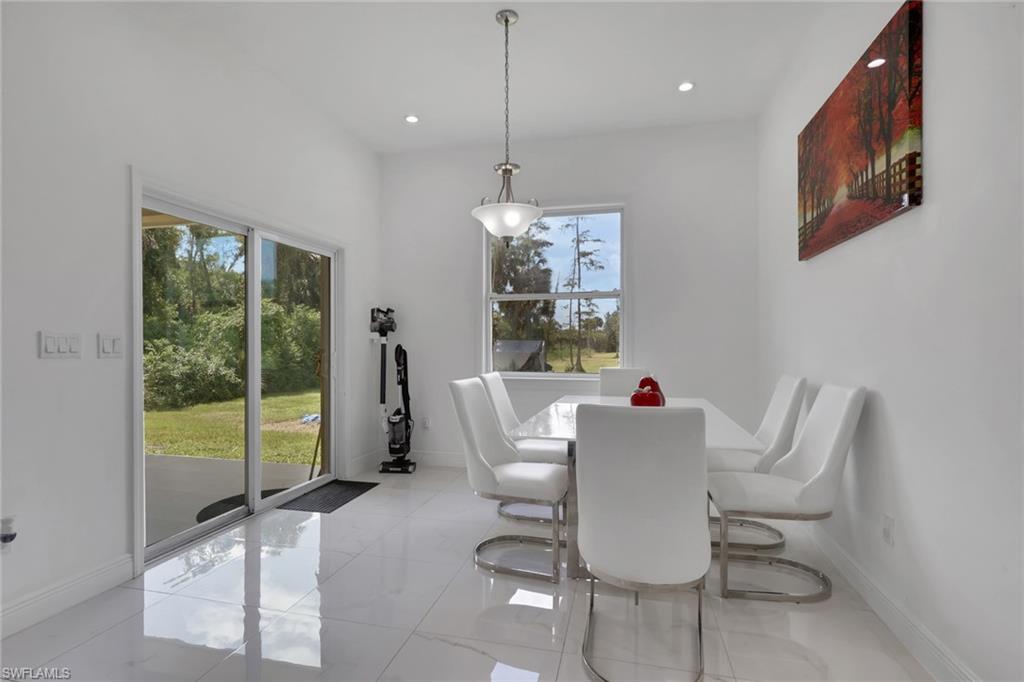 Dining room beside the patio